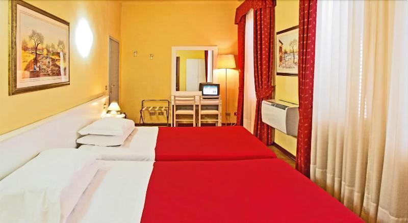 Albergo Nazionale Salsomaggiore Terme Exterior photo